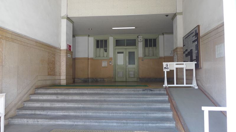大阪府庁_f0139570_1994570.jpg