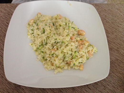 20/06/2014 いつものトラットリアの激安ランチ_a0136671_1101130.jpg