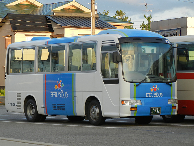 26-736　　石川230あ・736_c0133191_11224395.jpg