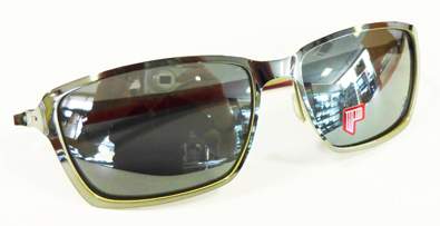 OAKLEY×Ferrari SPECIAL EDITION(オークリー×フェラーリ スペシャルエディション)TINCAN入荷!_c0003493_16563430.jpg