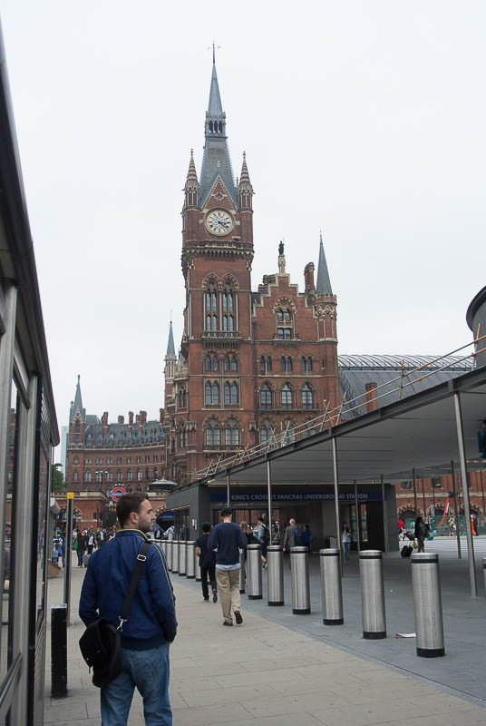 ロンドン　セントパンクラス駅、キングスクロス駅_f0229311_22345313.jpg