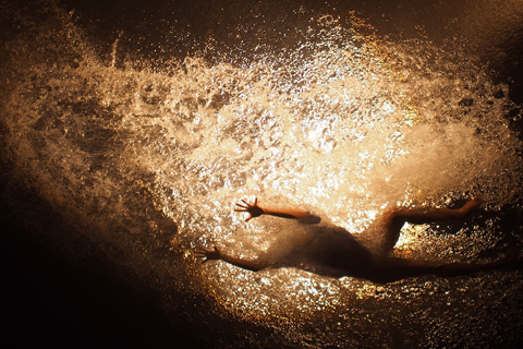 FUERZA BRUTA-フエルサブータ！！！_d0063314_23482238.jpg