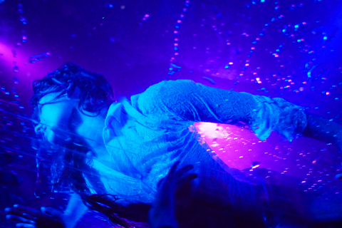 FUERZA BRUTA-フエルサブータ！！！_d0063314_2356532.jpg