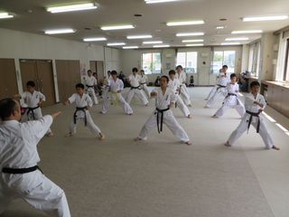 昇段審査会 10人組手!_c0118332_16501346.jpg