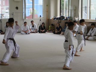 昇段審査会 10人組手!_c0118332_16502466.jpg