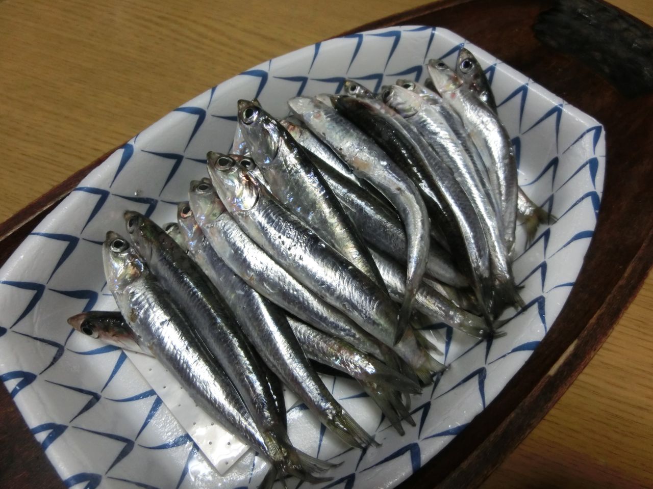 広島名物小イワシの刺身_d0105063_11232686.jpg