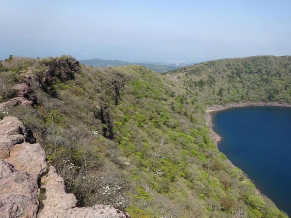 霧島「韓国岳」：南九州に聳える火山帯を行く_c0066176_8292494.jpg