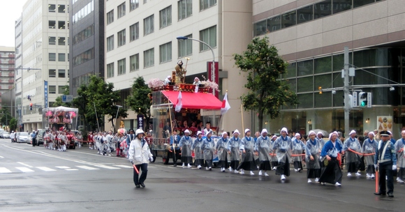 札幌祭り　２_c0128985_13324335.jpg