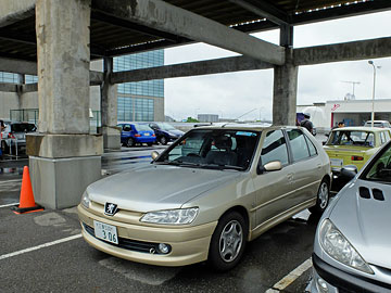 雨の幕張(French-French Makuhari)_c0152411_22422084.jpg