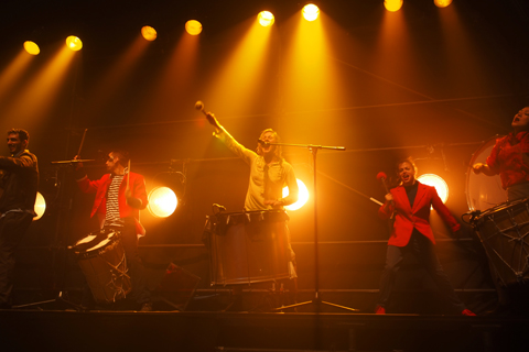FUERZA BRUTA-フエルサブータ！！！_d0063314_051357.jpg