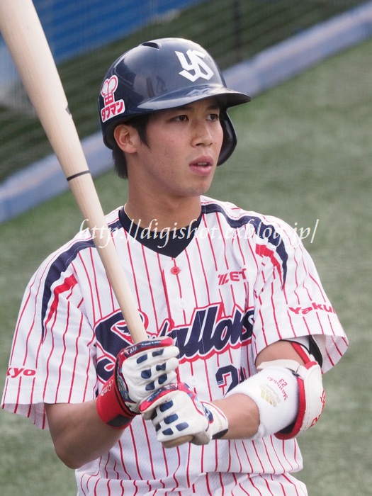 試合は壊れても 山田哲人選手が10号ソロ2安打で交流戦首位打者に浮上 Out Of Focus Baseballﾌｫﾄﾌﾞﾛｸﾞ 19年終了