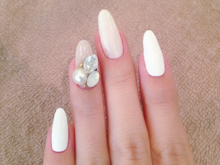 ☆White nail☆_c0125840_1439399.jpg