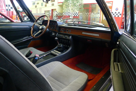Fiat Dino Coupe_a0129711_20342372.jpg