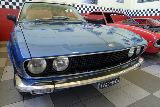Fiat Dino Coupe_a0129711_20493810.jpg