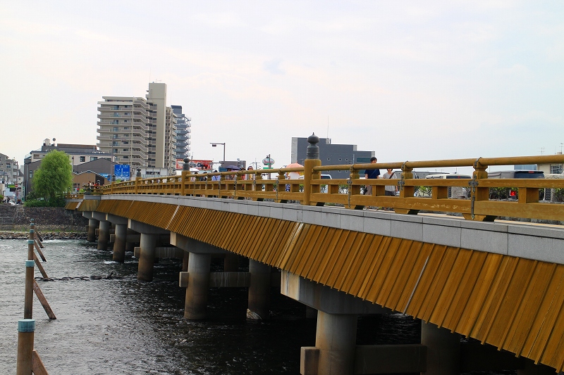 e0237645_037113.jpg