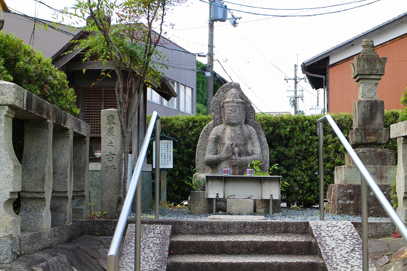 e0237645_0412834.jpg