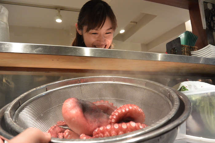 『熊本県天草産の真ダコ』来ました!!&6月25日(水)のランチメニュー_d0243849_0142592.jpg