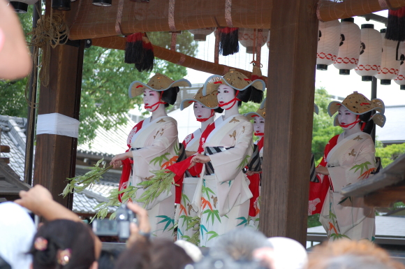 七月の舞妓・芸妓 その八_f0347663_12352422.jpg