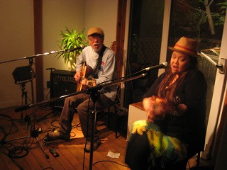 6/14 Keni & Kathie Inoue LIVE♪レポート_d0074596_2173792.jpg