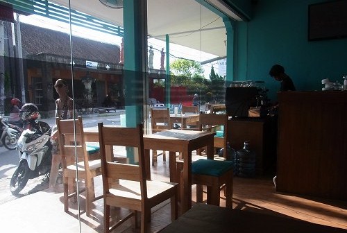 Crema Coffee @ Jl. Mertanadi, Kerobokan (\'14年5月)_f0319208_1434224.jpg