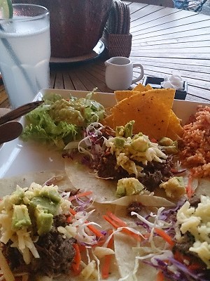 タコスジプシー、La Mexicana で食べる @ Jl.Raya Canggu, (\'14年4月)_f0319208_17283388.jpg