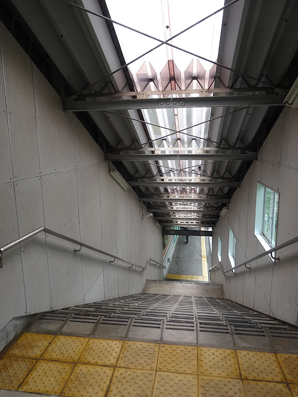 ◆ナゾの秘境駅「男鹿高原駅」_b0008655_20391405.jpg