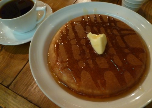 大きなホットケーキ！！、ランモックカフェ、大阪府八尾市にて_f0337357_02371277.jpg