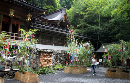 貴船神社 七夕飾りと茅の輪_e0048413_21183823.jpg