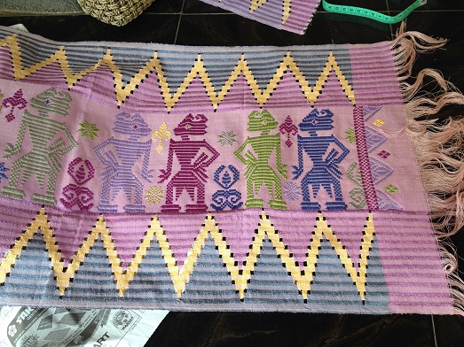 古いけど新しい ランラン Rang-Rang とソンケット Songket の布ができました_a0120328_21551888.jpg