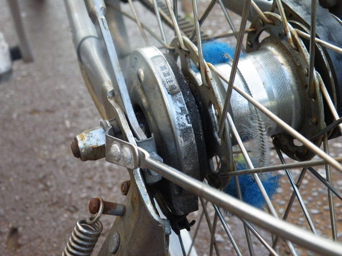 自転車の後輪ロックによる事故について_b0237229_1932179.jpg