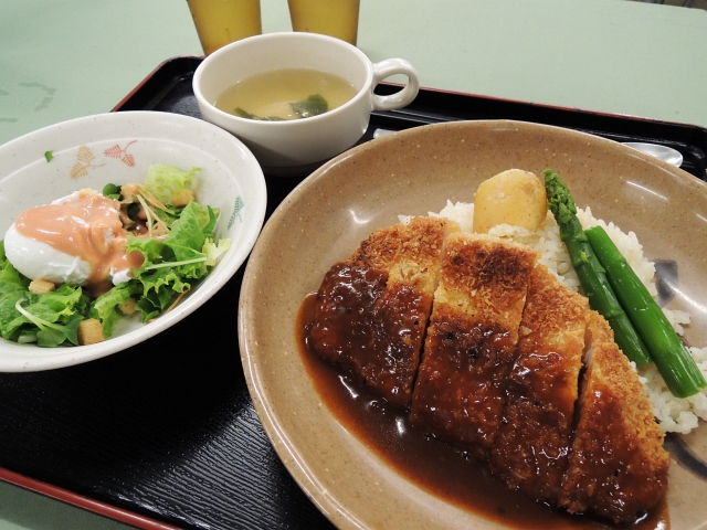 エスカロップ560円 札幌ランチ漂流 エスカロップ560円 札幌ランチ漂流