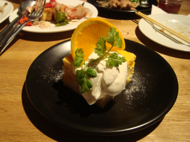 代々木「DADA CAFE」へ行く。_f0232060_11492140.jpg