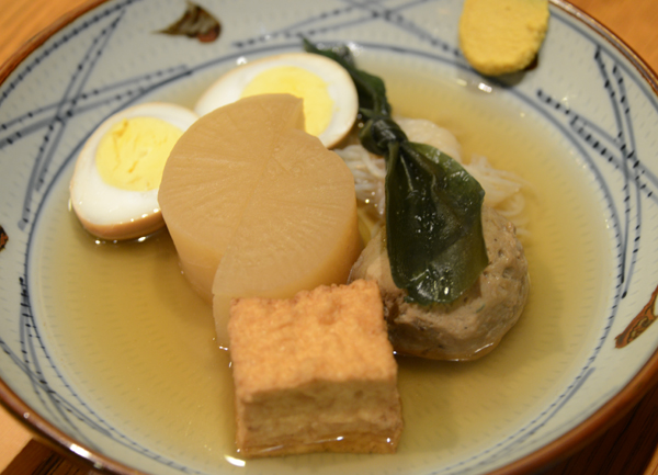 割烹着「美女」のいる広尾おすすめの居酒屋「つばき食堂」_e0171573_17424952.jpg