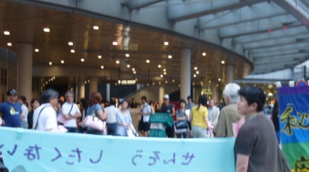 6/28「聴衆」が見守った「愛知の会」の街頭宣伝(名古屋)_c0241022_134364.jpg