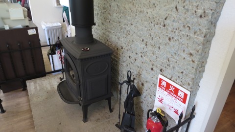 e0202031_2273349.jpg