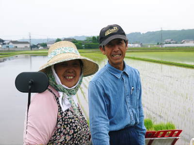 七城米 長尾農園 平成26年度の田植えに密着取材!!その3(田植えの様子)_a0254656_20123974.jpg