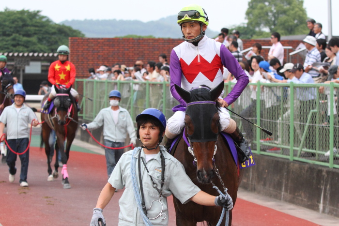 第56回 九州ダービー栄城賞 その3_a0077663_134452.jpg