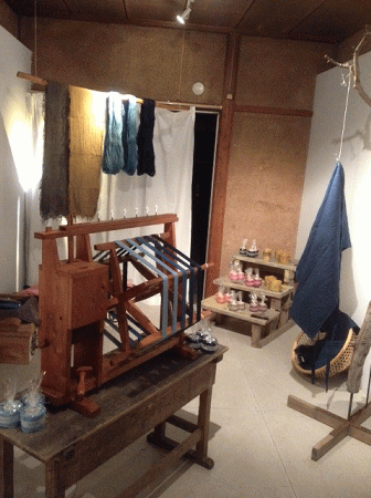 ギャラリーまどべ 六月の記憶 vol.2 ~糸雨、灯雨~ 終了しました_a0251920_15361727.gif