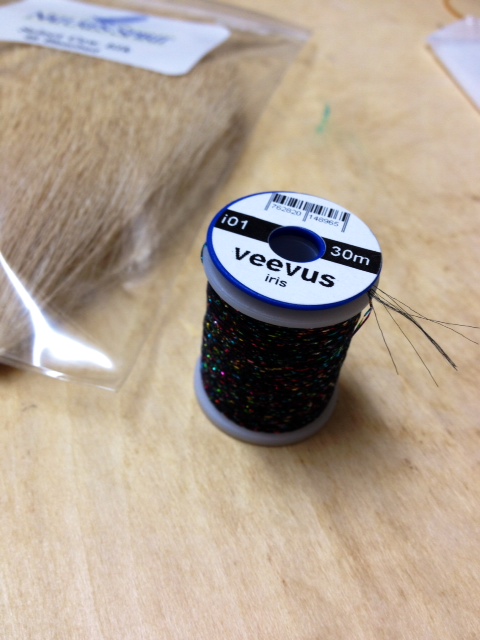 VEEVUS(ヴィーヴァス)タイイングスレッド_c0149633_17392291.jpg