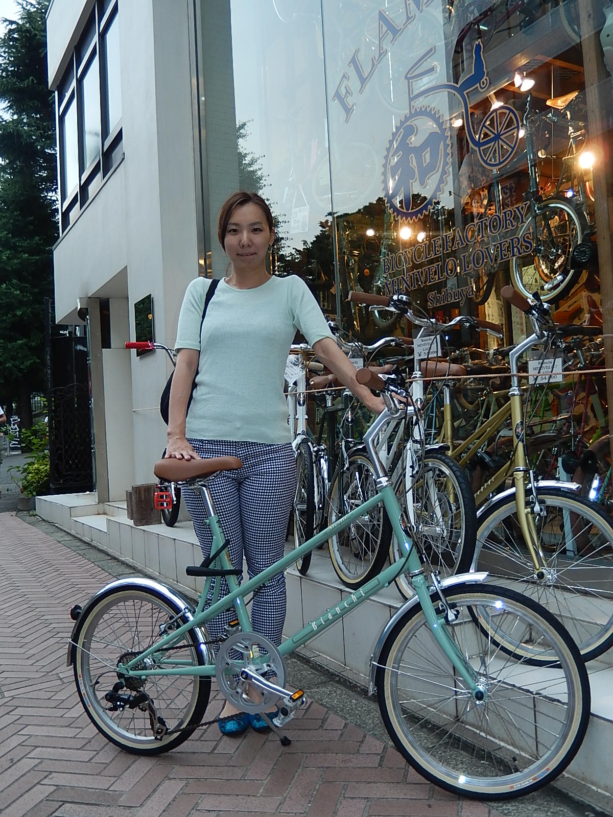6月30日　渋谷　原宿　の自転車屋　FLAME bike前です_e0188759_19395619.jpg