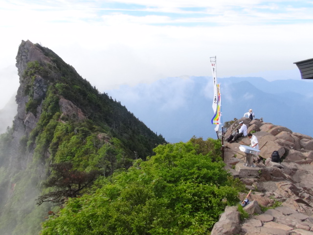 霊峰石鎚山の夏山開き早朝登山…2014/7/1_f0231709_185918.jpg