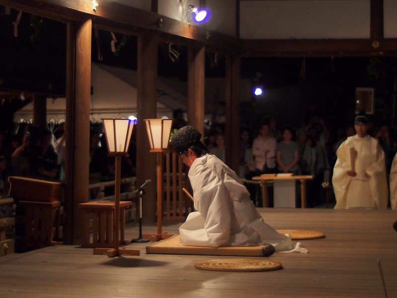 京都　上賀茂神社　神技_d0266327_18254954.jpg