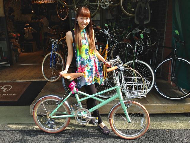 ☆今日のバイシクルガール5本立て☆ 自転車 女子 おしゃれ ミニベロ_b0212032_21551323.jpg