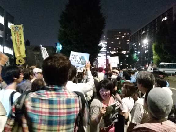 2014年7月1日 政府、集団的自衛権行使容認・憲法解釈変更を閣議決定 4万人再び官邸前へ_c0024539_2294530.jpg