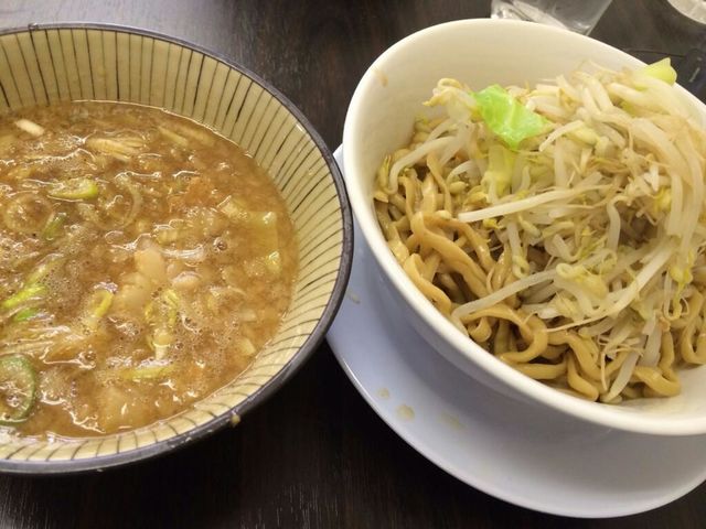 ラーメン放浪記 5_e0115904_144315100.jpg