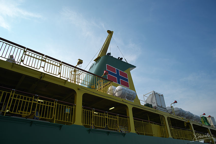 f0344614_22431125.jpg