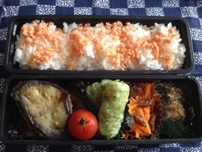 鶏胸肉で高タンパク低カロリー弁当☆_a0286816_1983343.jpg