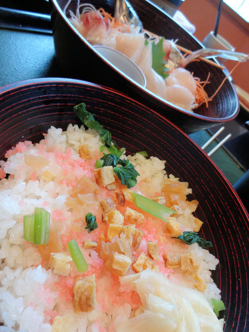 千葉＠館山　ご当地グルメ　「炙り海鮮丼」最高！！_f0054260_1532836.jpg