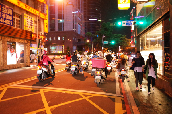 ナルティス社員旅行2014@台湾レポートvol.1_c0048265_165865.jpg