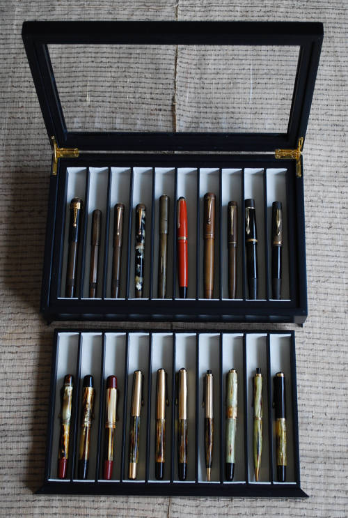 Pen Collection Box _e0200879_1347653.jpg